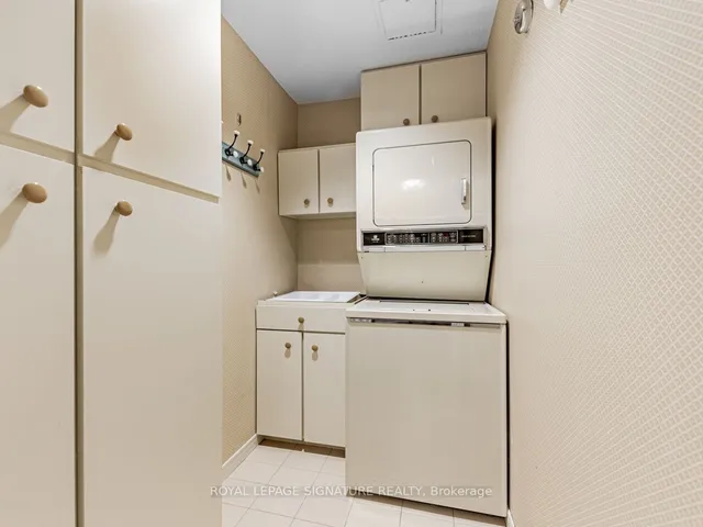 Additional property image - 1 Concorde Pl Unit 102