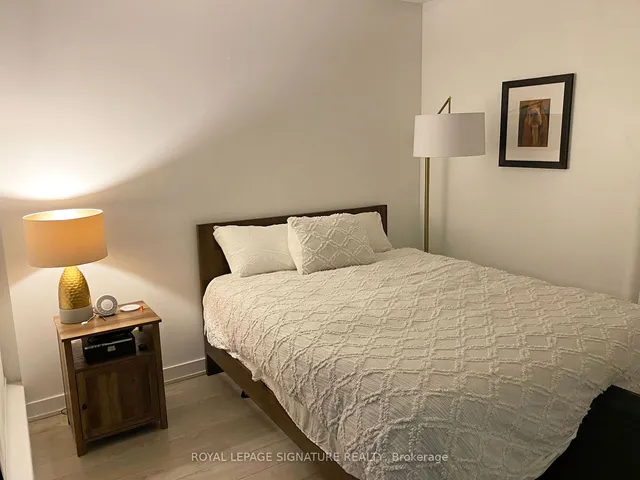 Additional property image - 185 Roehampton Ave Unit 201