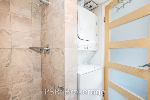 Additional property image - 650 Queens Quay Unit 921