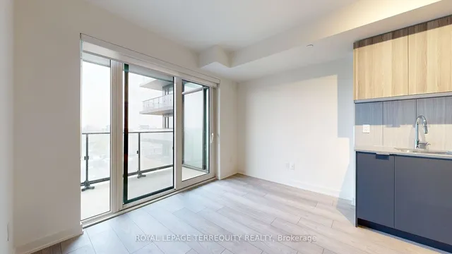 Additional property image - 8 Tippett Rd Unit 809