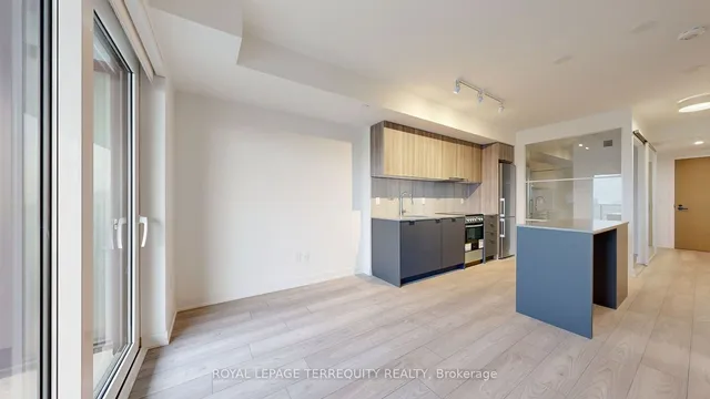 Additional property image - 8 Tippett Rd Unit 809