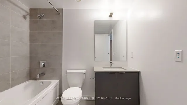 Additional property image - 8 Tippett Rd Unit 809