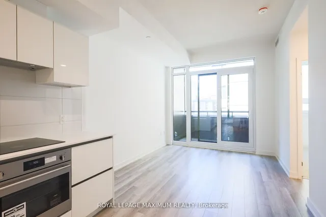 Additional property image - 234 Simcoe St Unit 720