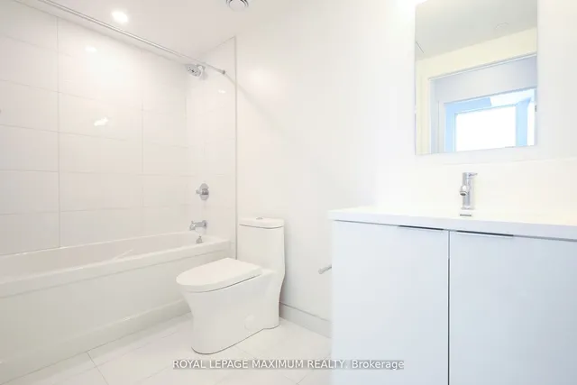 Additional property image - 234 Simcoe St Unit 720
