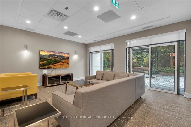 Additional property image - 650 Sheppard Ave Unit 219