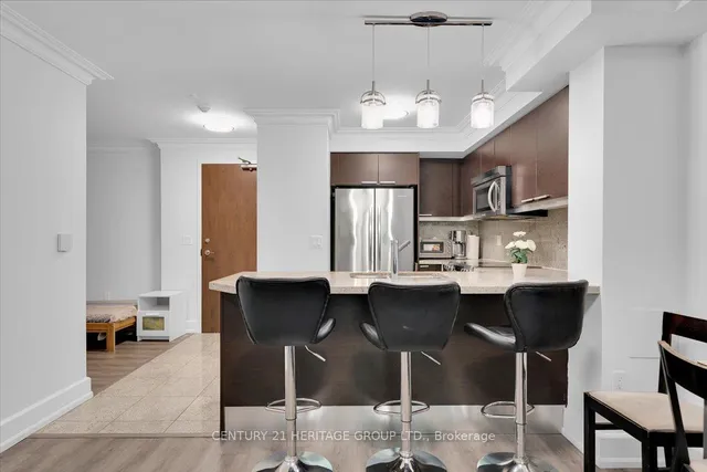 Additional property image - 650 Sheppard Ave Unit 219