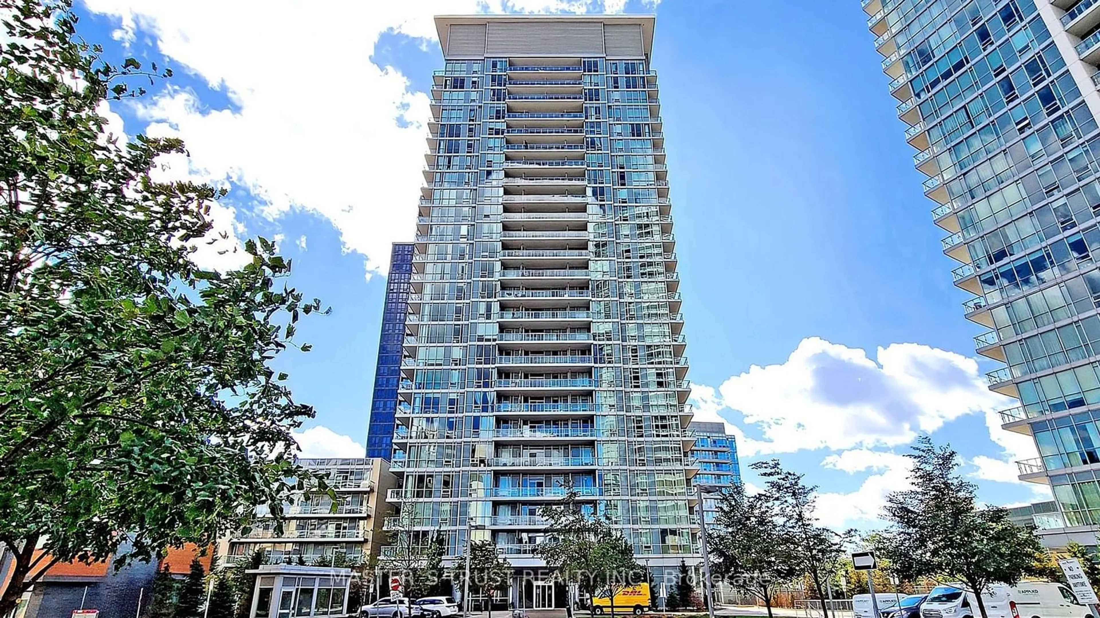 A pic from exterior of the house or condo, the front or back of building for 62 Forest Manor Rd #307, Toronto Ontario M2J 0B6