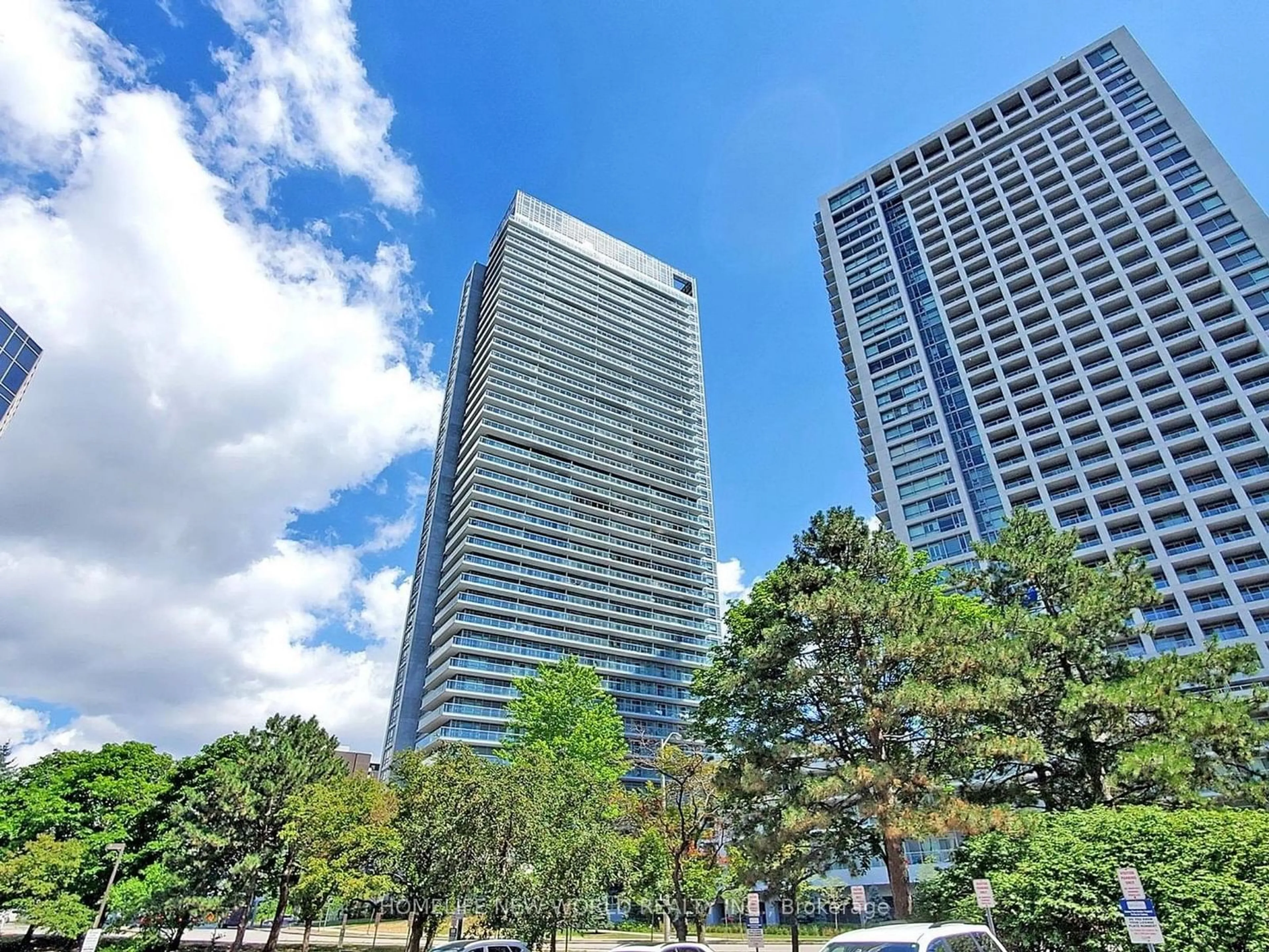 A pic from exterior of the house or condo, the view of city buildings for 2015 Sheppard Ave #507, Toronto Ontario M2J 0B3