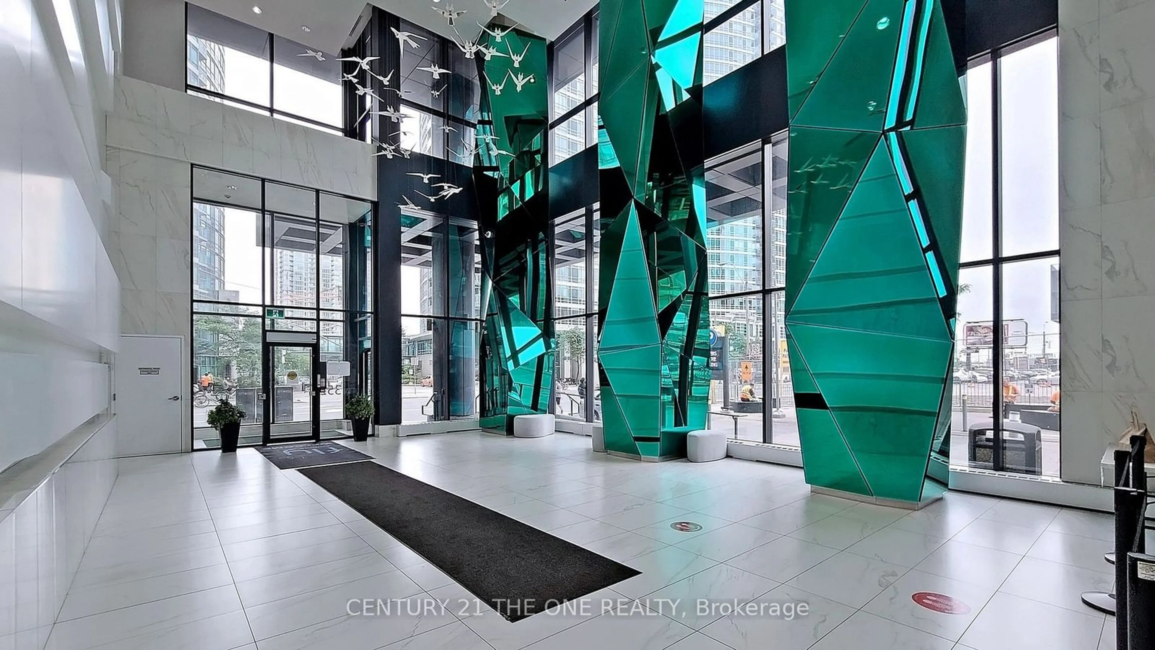 Indoor lobby, ceramic floors for 352 Front St #1004, Toronto Ontario M5V 1B5