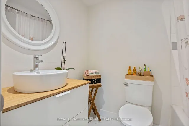 Additional property image - 96 Carnival Crt