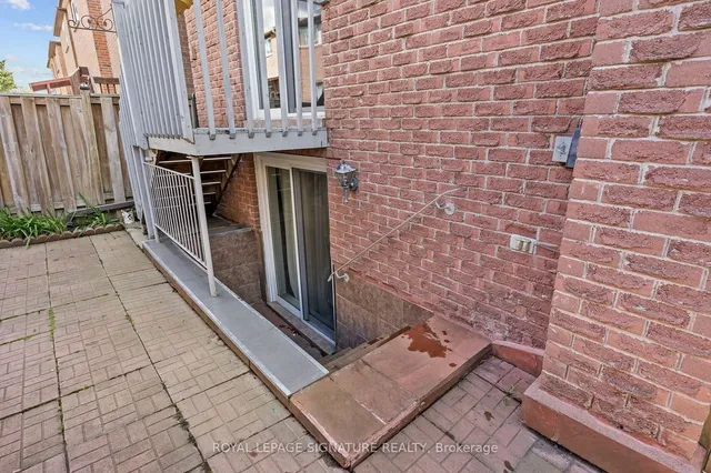 Additional property image - 96 Carnival Crt