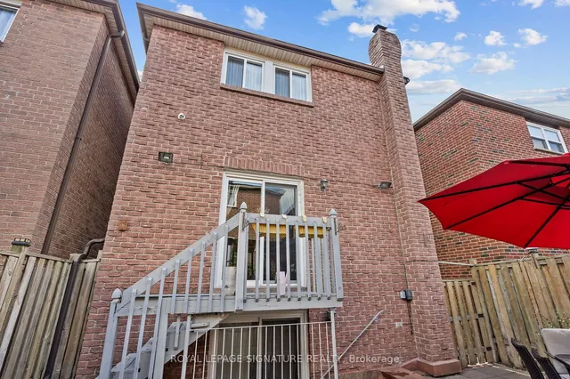Additional property image - 96 Carnival Crt