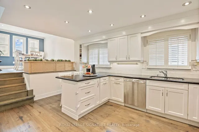 Additional property image - 96 Carnival Crt