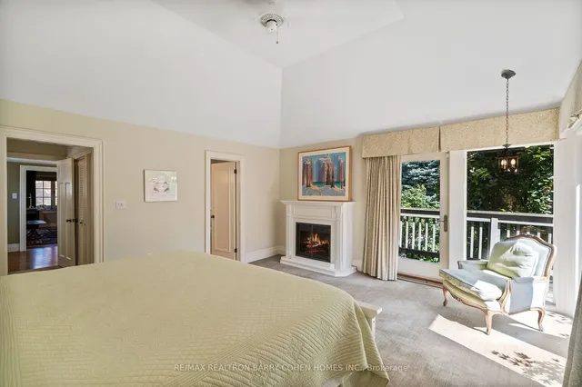Additional property image - 227 Lytton Blvd