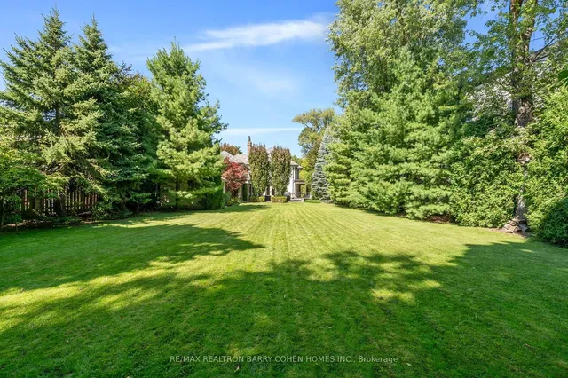 Additional property image - 227 Lytton Blvd