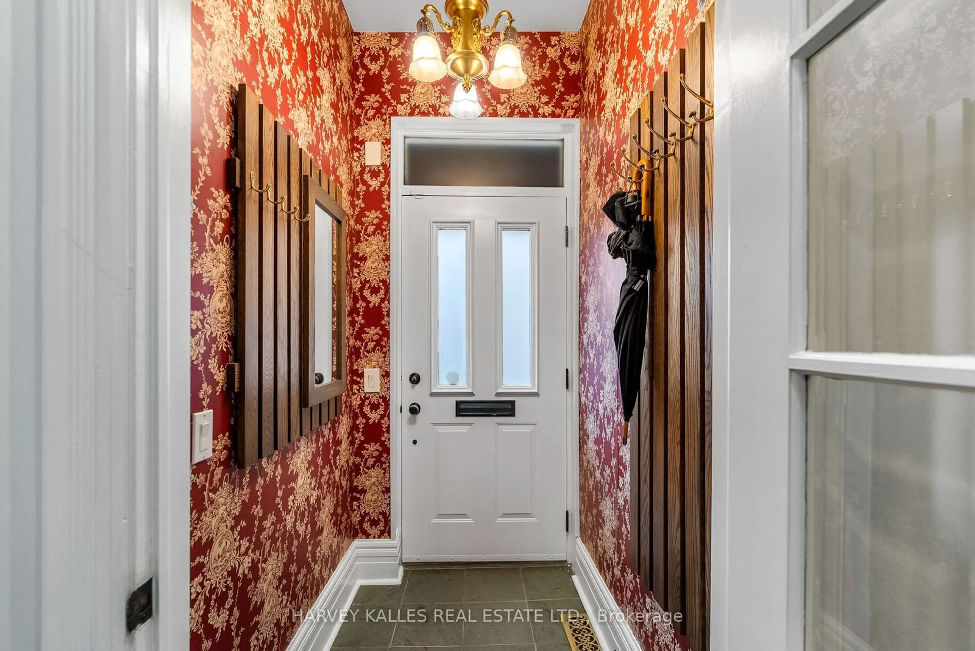 Indoor entryway, wood floors for 429 Sackville St, Toronto Ontario M4X 1T1