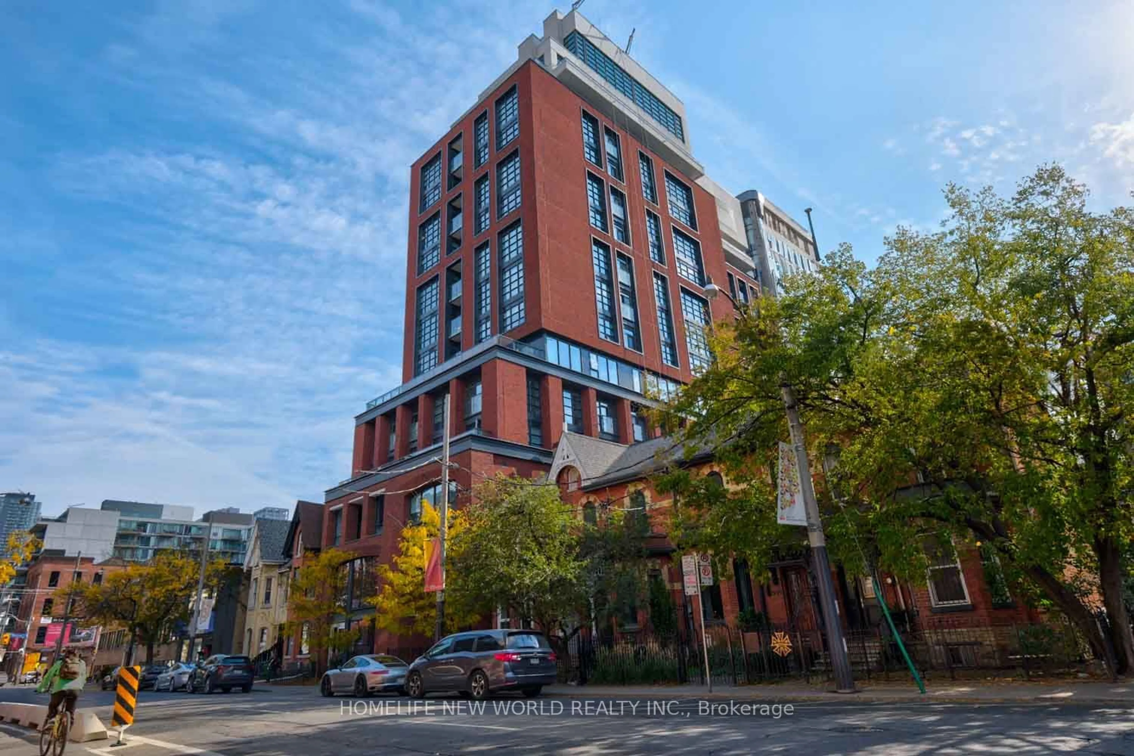 A pic from exterior of the house or condo, the front or back of building for 501 Adelaide St #311, Toronto Ontario M5V 1T4