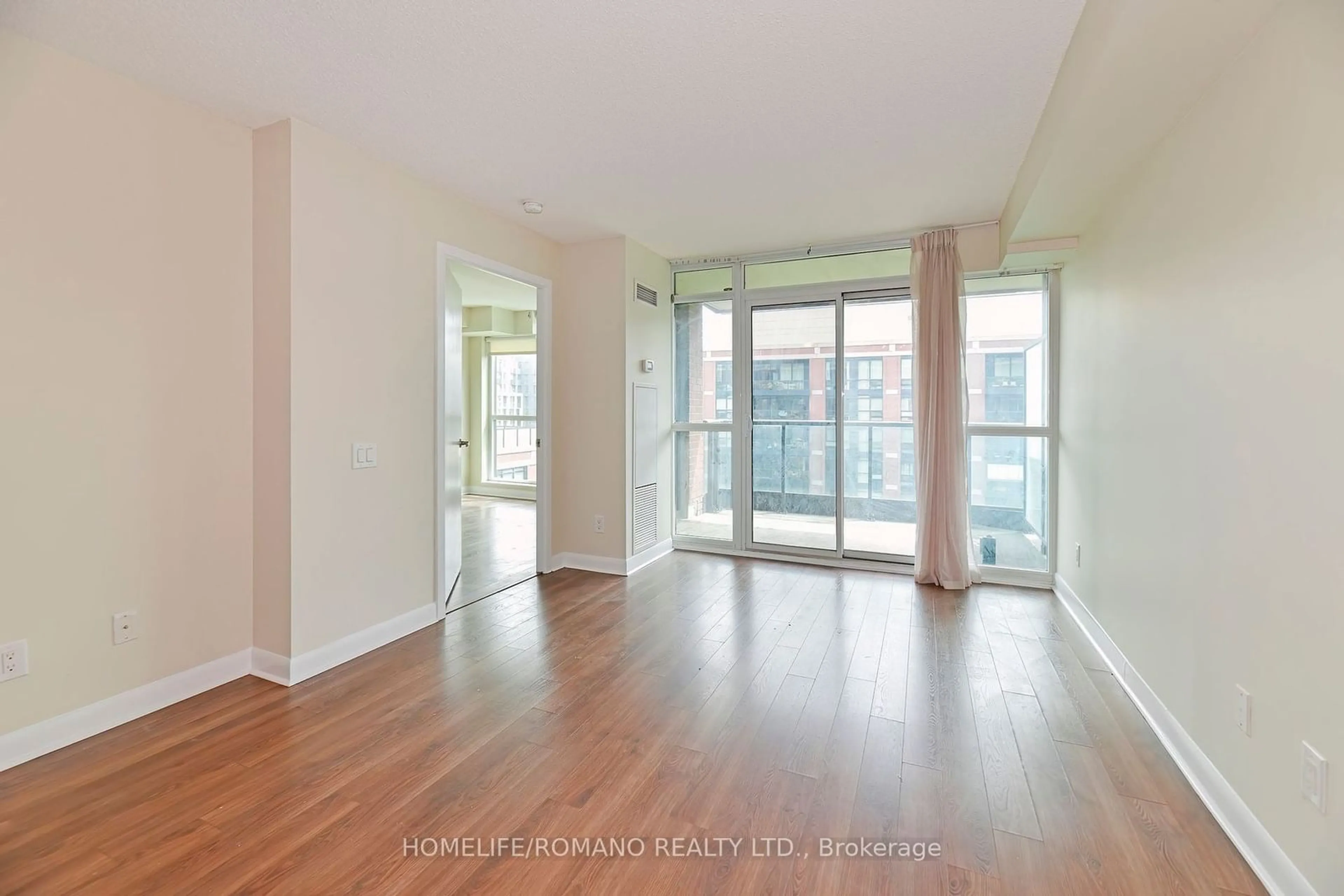 Other indoor space, wood floors for 525 Wilson Ave #834, Toronto Ontario M3H 0A7