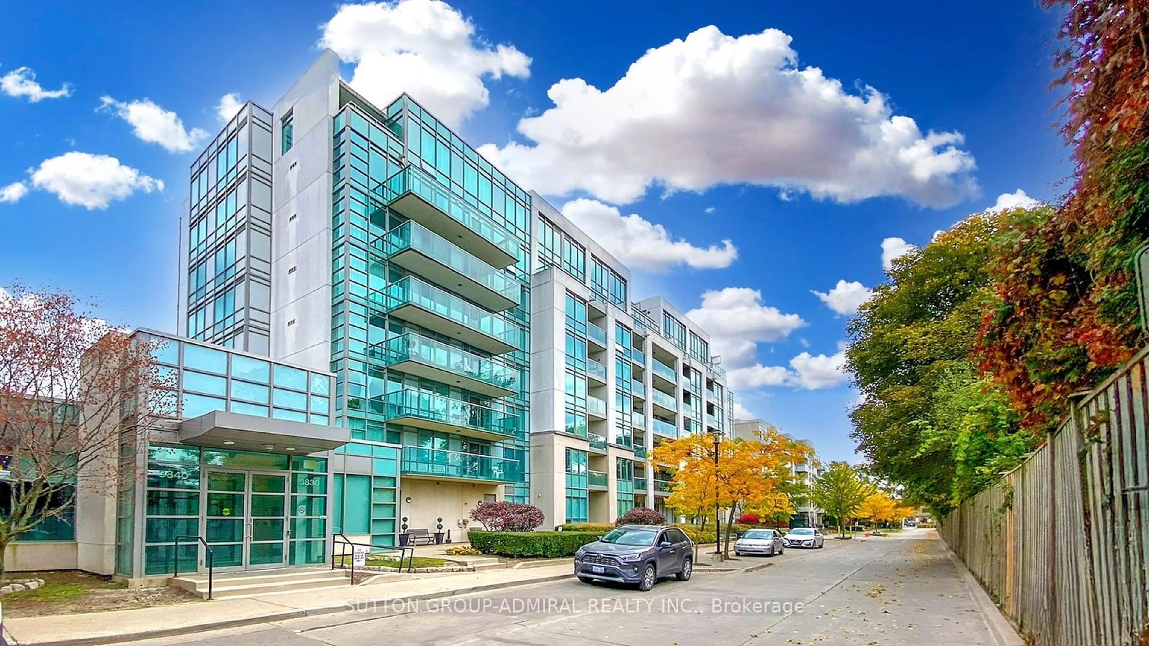 A pic from exterior of the house or condo, the front or back of building for 3830 Bathurst St #PH809, Toronto Ontario M3H 3M9