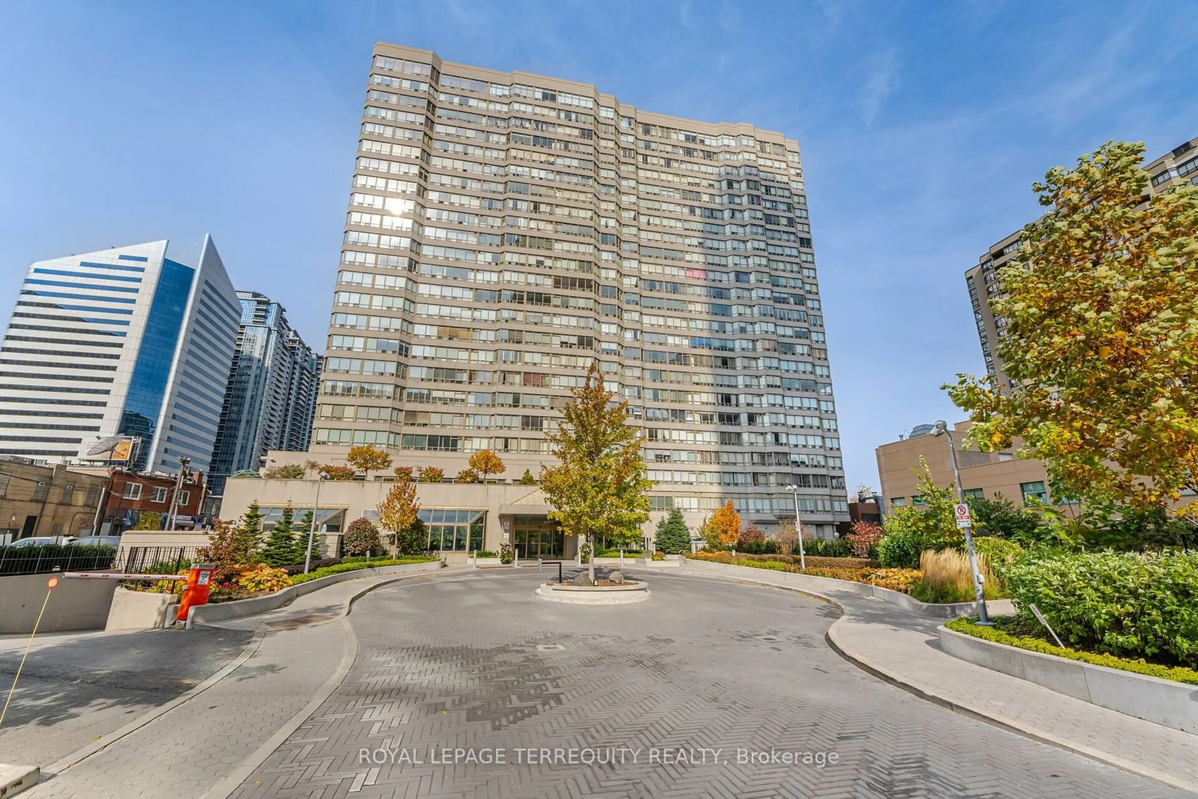 A pic from exterior of the house or condo, the street view for 30 Greenfield Ave #1716, Toronto Ontario M2N 6N3