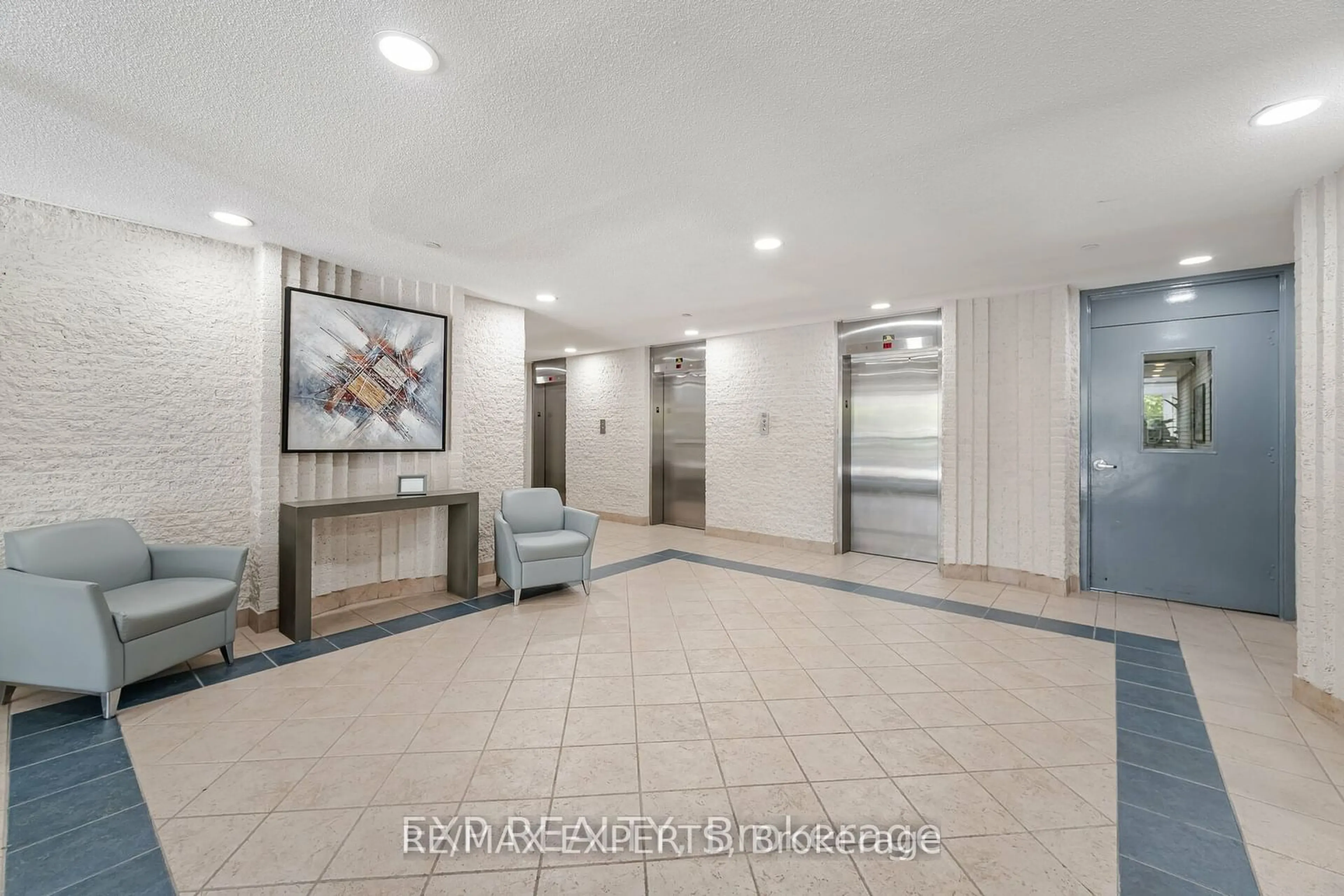 Indoor foyer, not visible floor for 1360 York Mills Rd #509, Toronto Ontario M3A 2A3