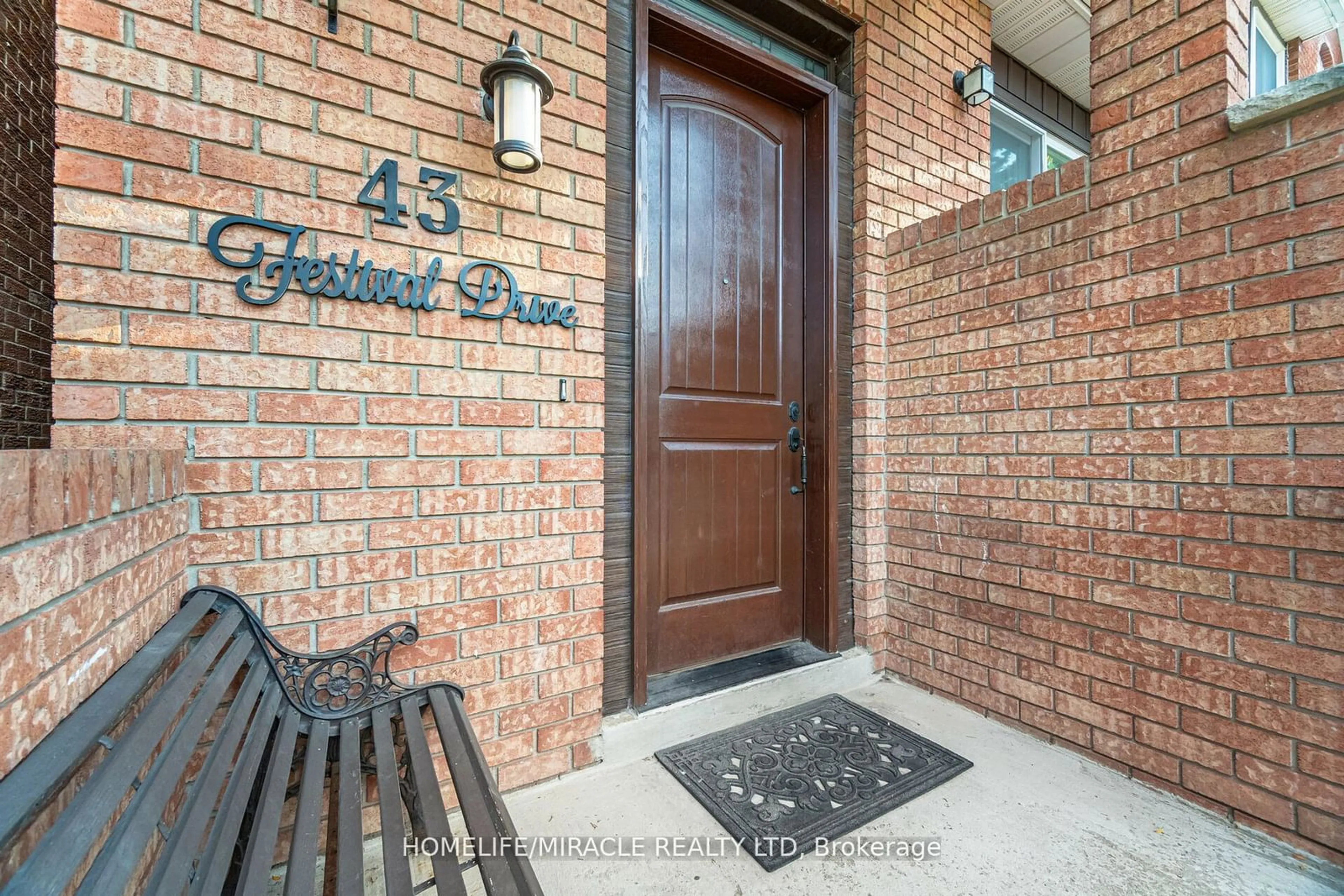 Indoor entryway, wood floors for 43 Festival Dr, Toronto Ontario M2R 3T9