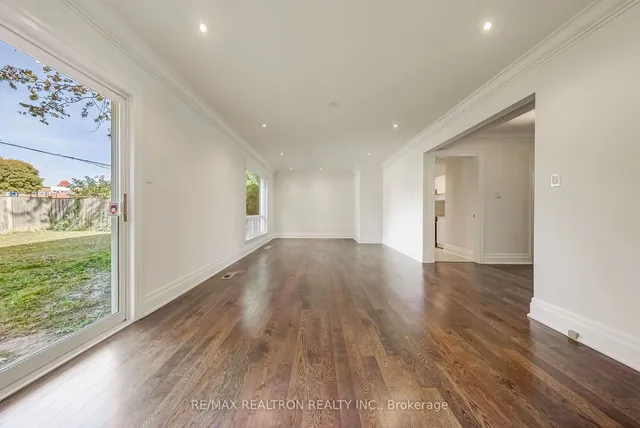 Additional property image - 16 Wyvern Rd