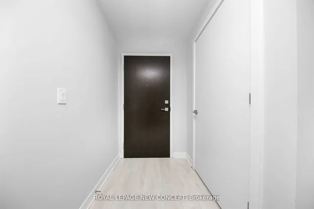 Additional property image - 2221 Yonge St Unit 3006