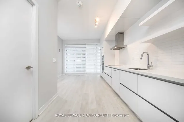 Additional property image - 2221 Yonge St Unit 3006