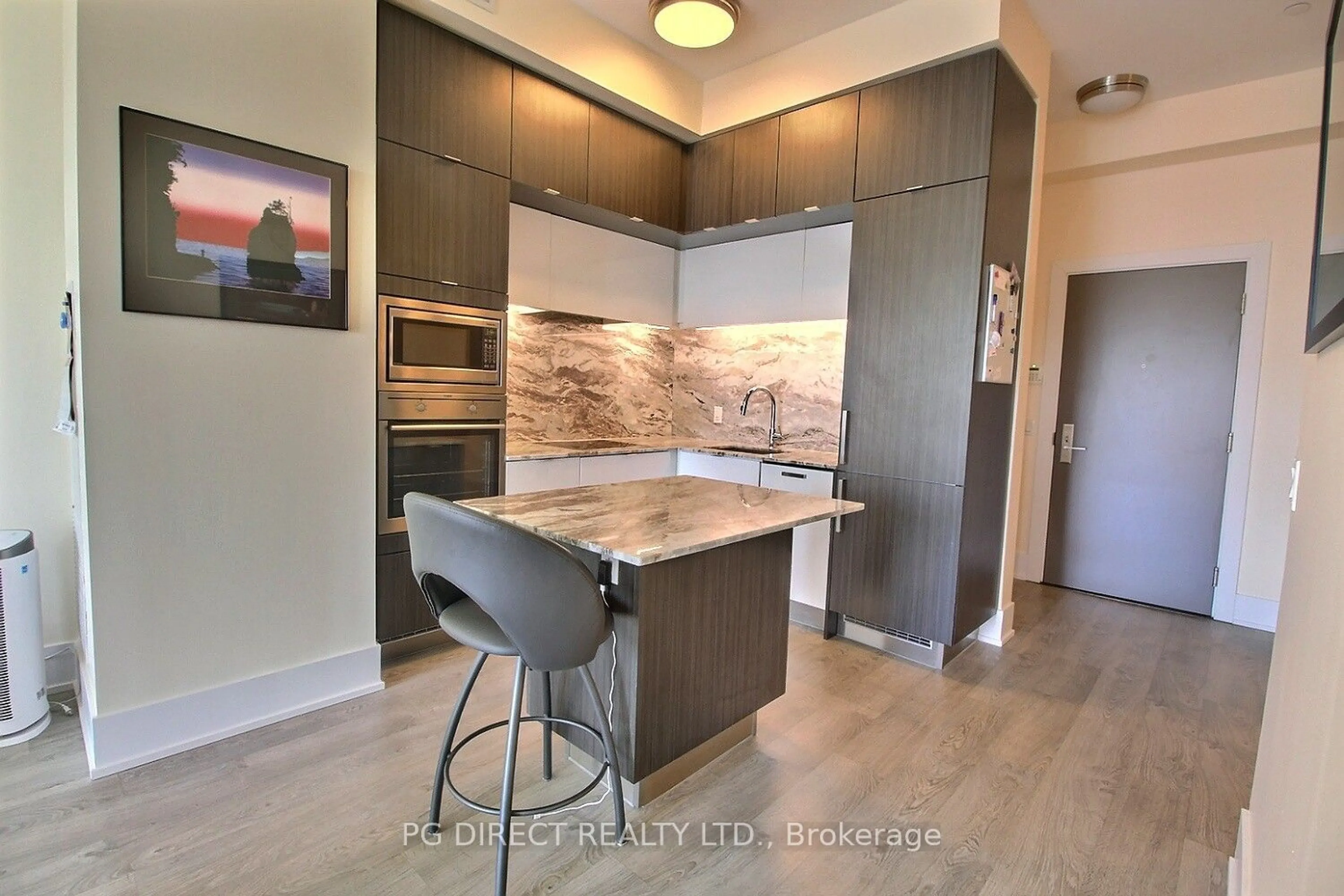 Contemporary kitchen, wood floors for 15 Merchants Wharf #1236, Toronto Ontario M5A 0N8