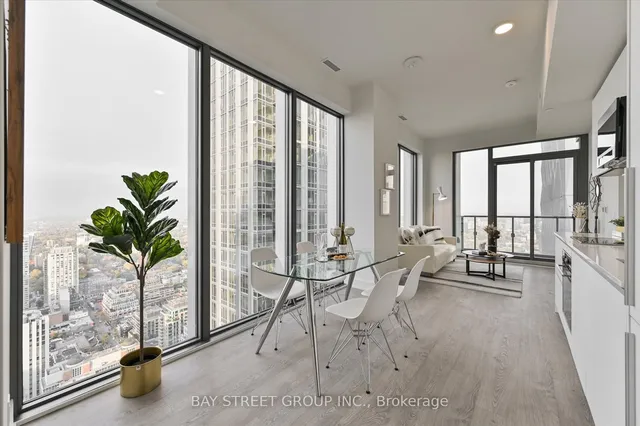 Additional property image - 8 Cumberland St Unit 4902
