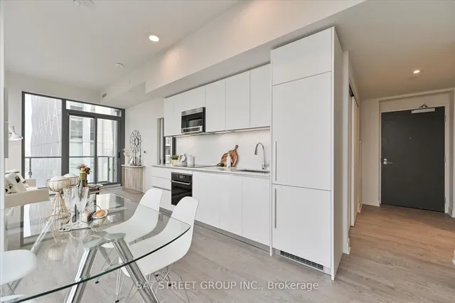Additional property image - 8 Cumberland St Unit 4902