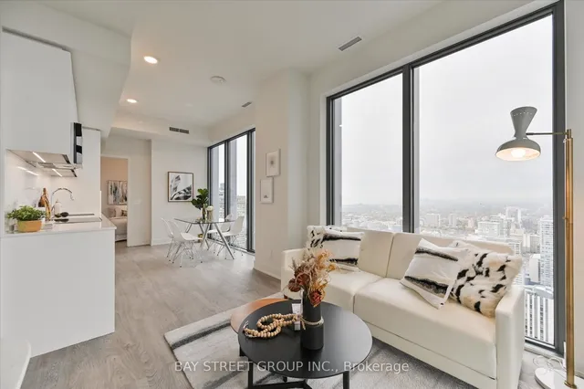 Additional property image - 8 Cumberland St Unit 4902