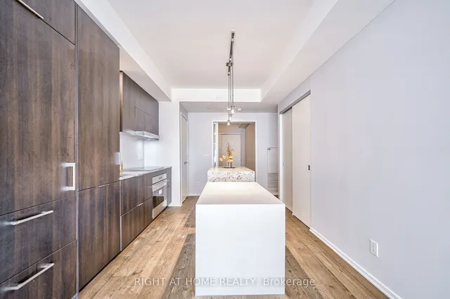 Additional image 30 of 1 Bloor St Unit 4707