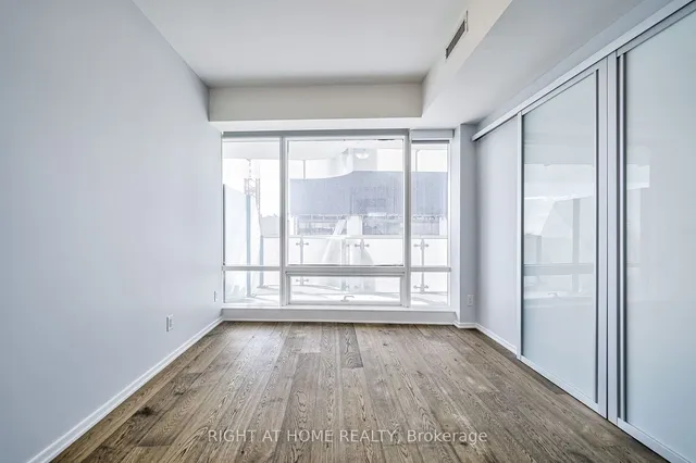 Additional image 21 of 1 Bloor St Unit 4707