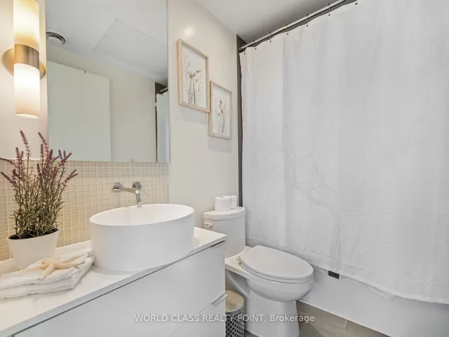 Additional property image - 185 Roehampton Ave Unit 208