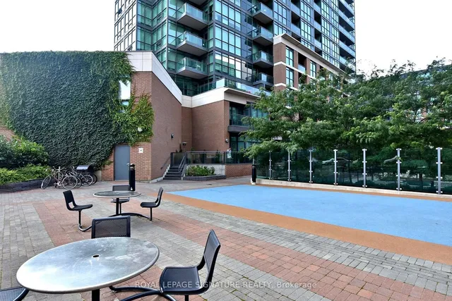 Additional property image - 1171 Queen St Unit 1508
