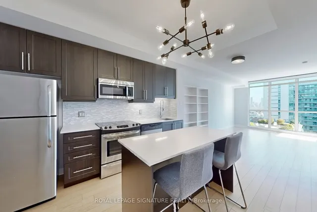 Additional property image - 1171 Queen St Unit 1508