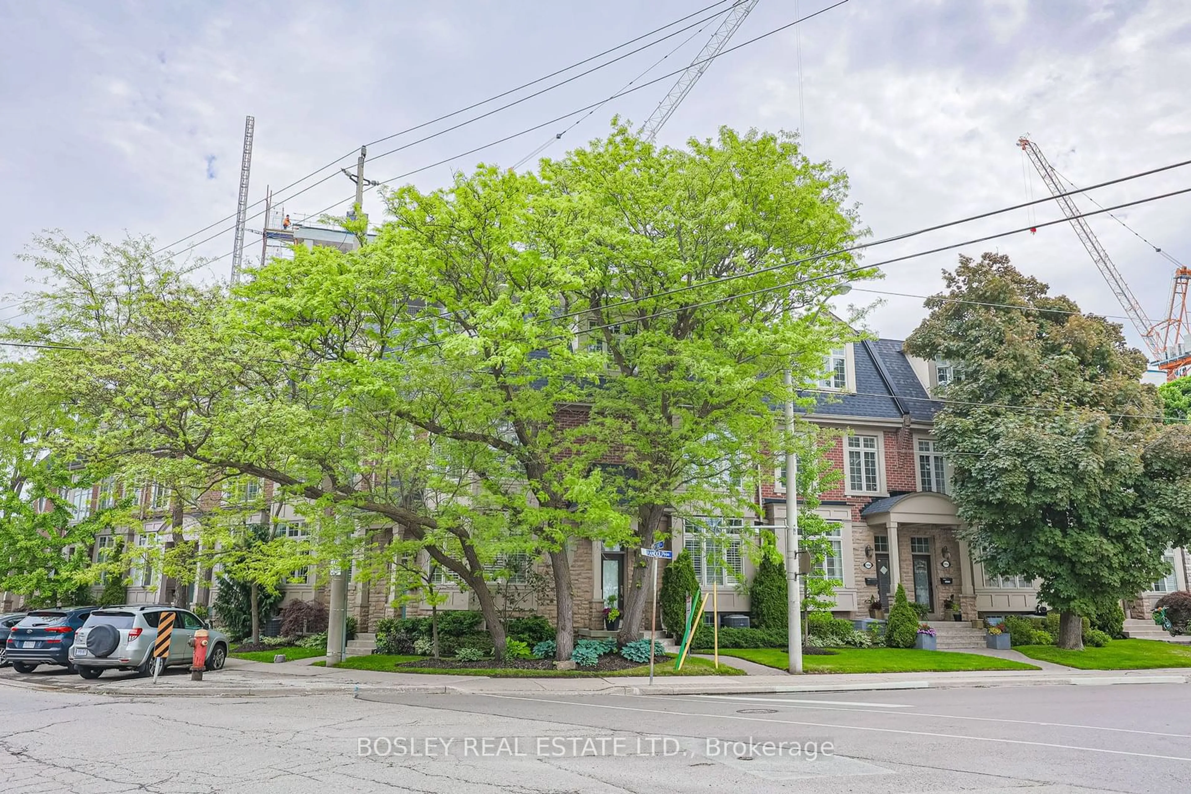 A pic from exterior of the house or condo, the street view for 209C Randolph Rd, Toronto Ontario M4G 3S6