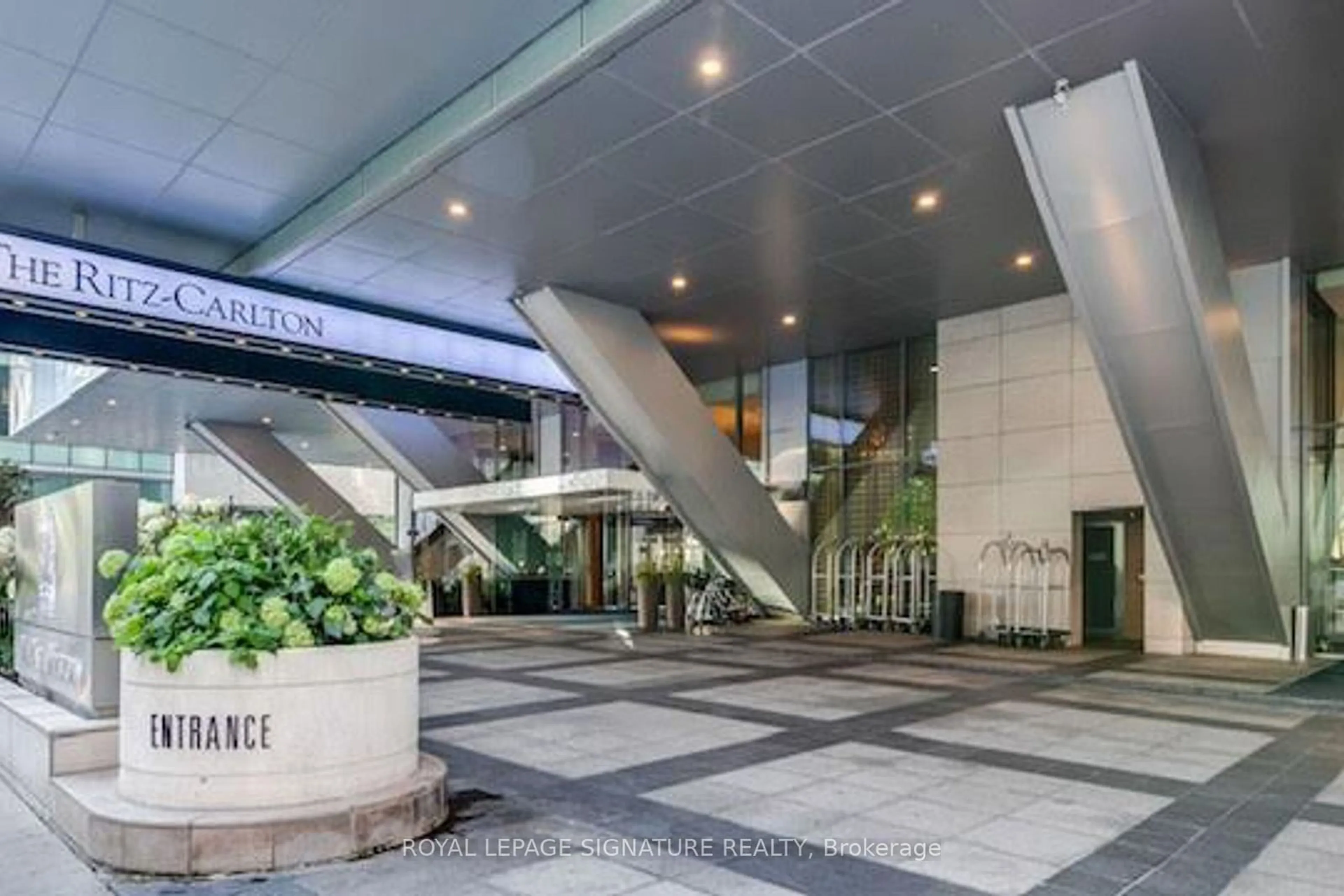 Indoor lobby, cement floor for 183 Wellington St #3505, Toronto Ontario M5V 0A1