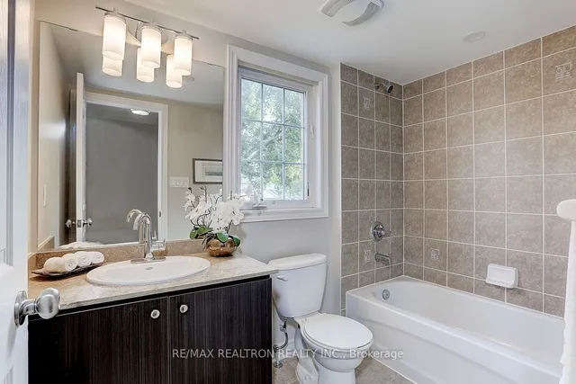 Additional property image - 169 Finch Ave Unit H