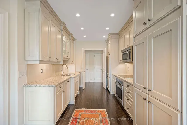 Additional property image - 21 Burkebrook Pl Unit 407