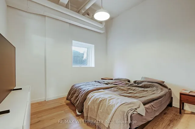 Additional property image - 259 Oakwood Ave