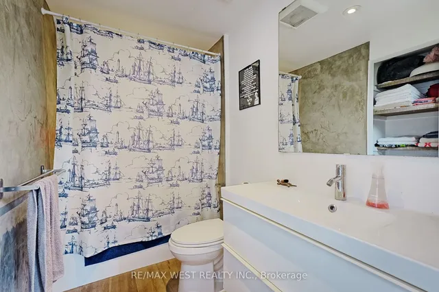 Additional property image - 259 Oakwood Ave