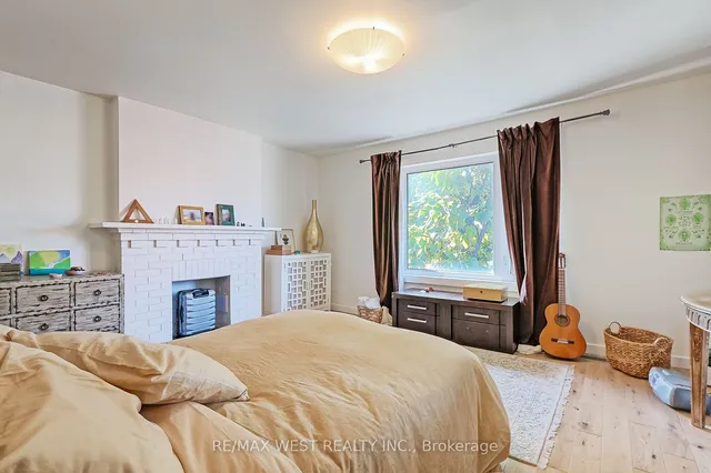 Additional property image - 259 Oakwood Ave