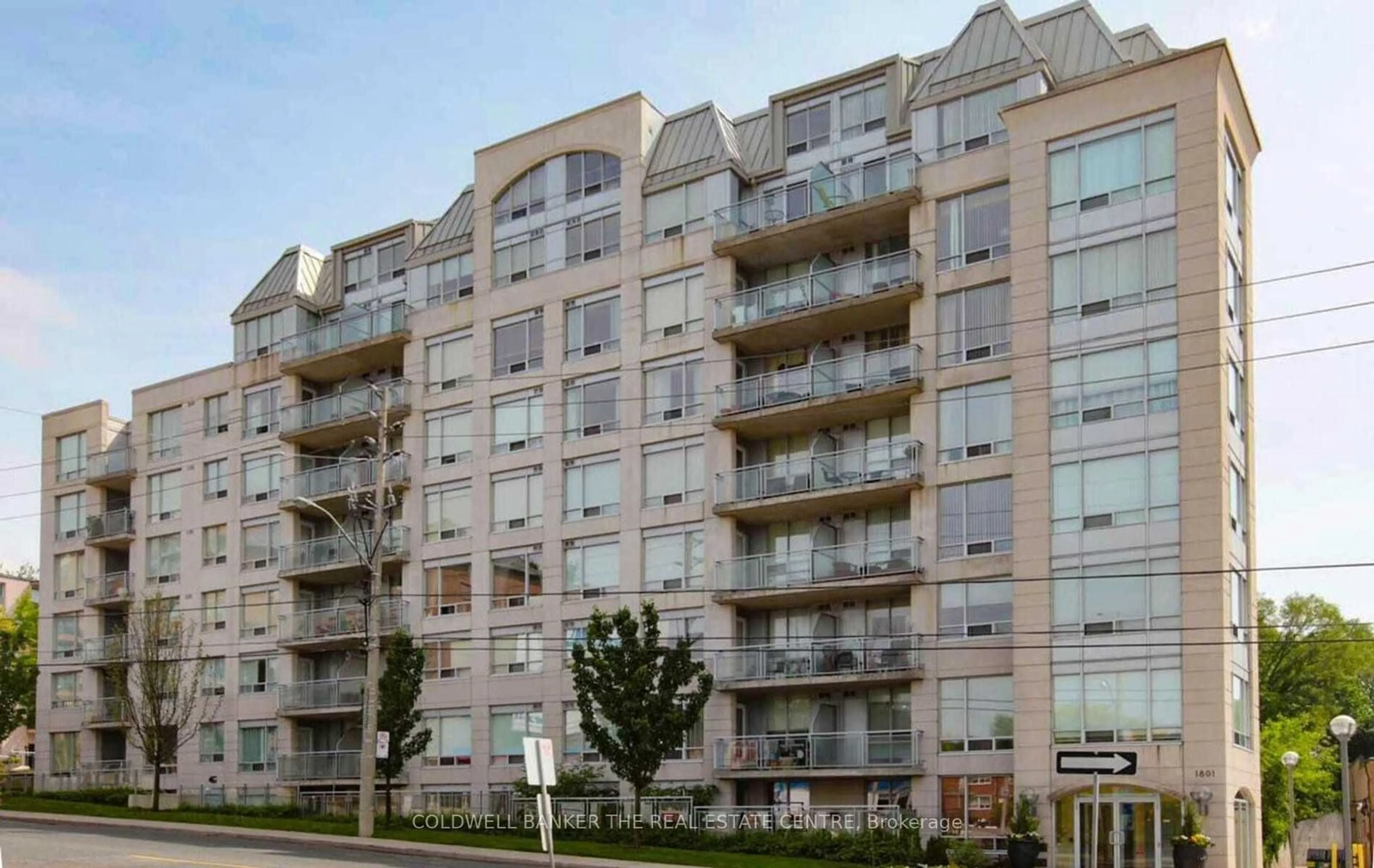 A pic from exterior of the house or condo, the front or back of building for 1801 Bayview Ave #308, Toronto Ontario M4G 4K2