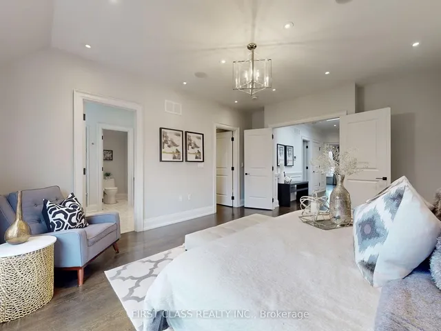 Additional property image - 504 Broadway Ave