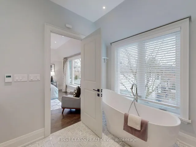 Additional property image - 504 Broadway Ave