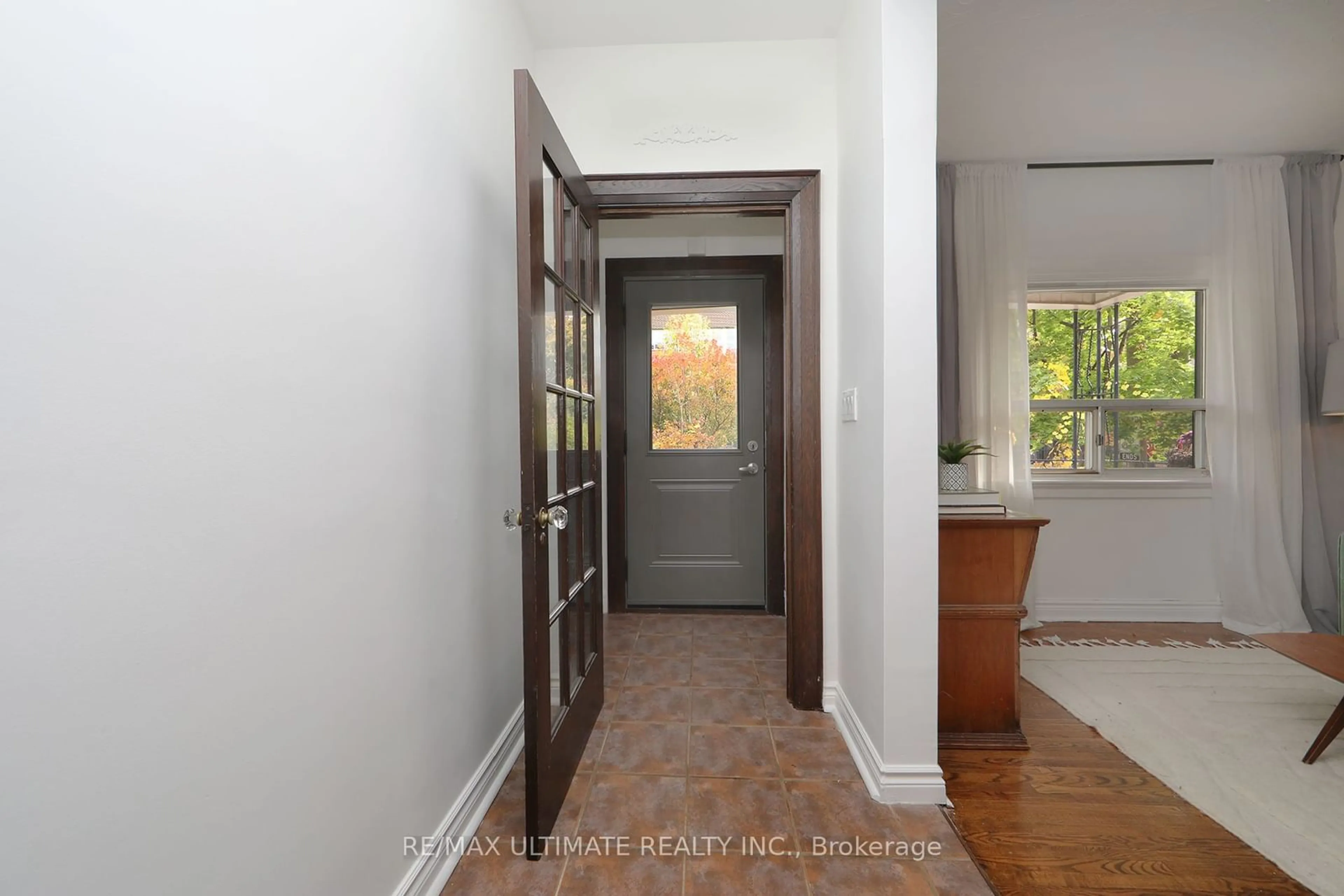 Indoor entryway, wood floors for 78 Winona Dr, Toronto Ontario M6G 3S7