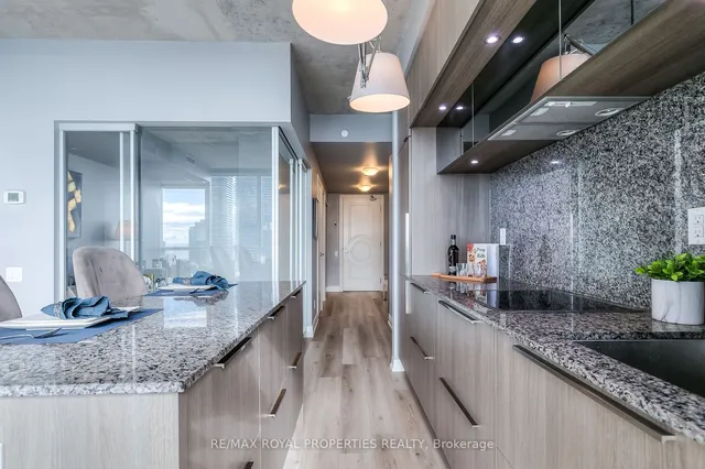Additional property image - 88 Blue Jays Way Unit 3507